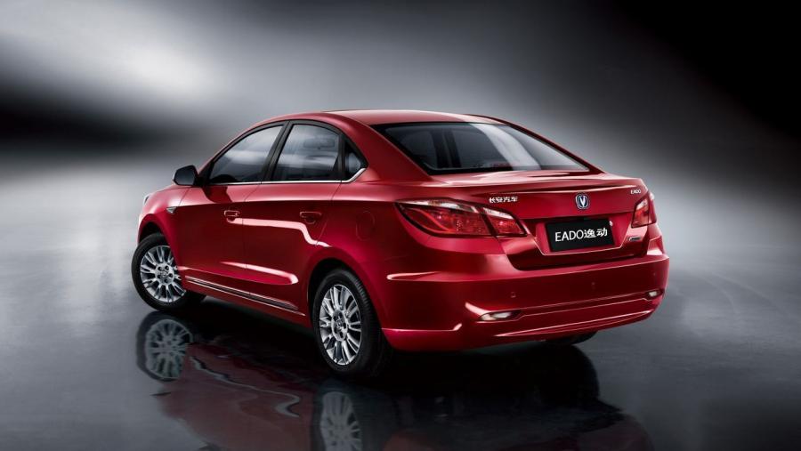  ChangAn Eado 2011 года  (фото 2 из 26)